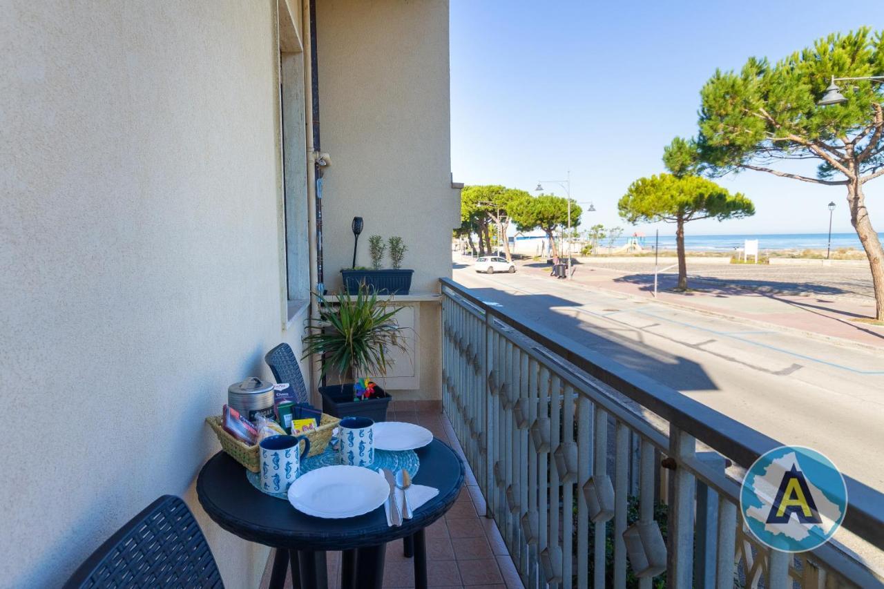 Casa Del Bello - Appartamento Di Fronte Al Mare A Silvi ซิลวี มารีน่า ภายนอก รูปภาพ