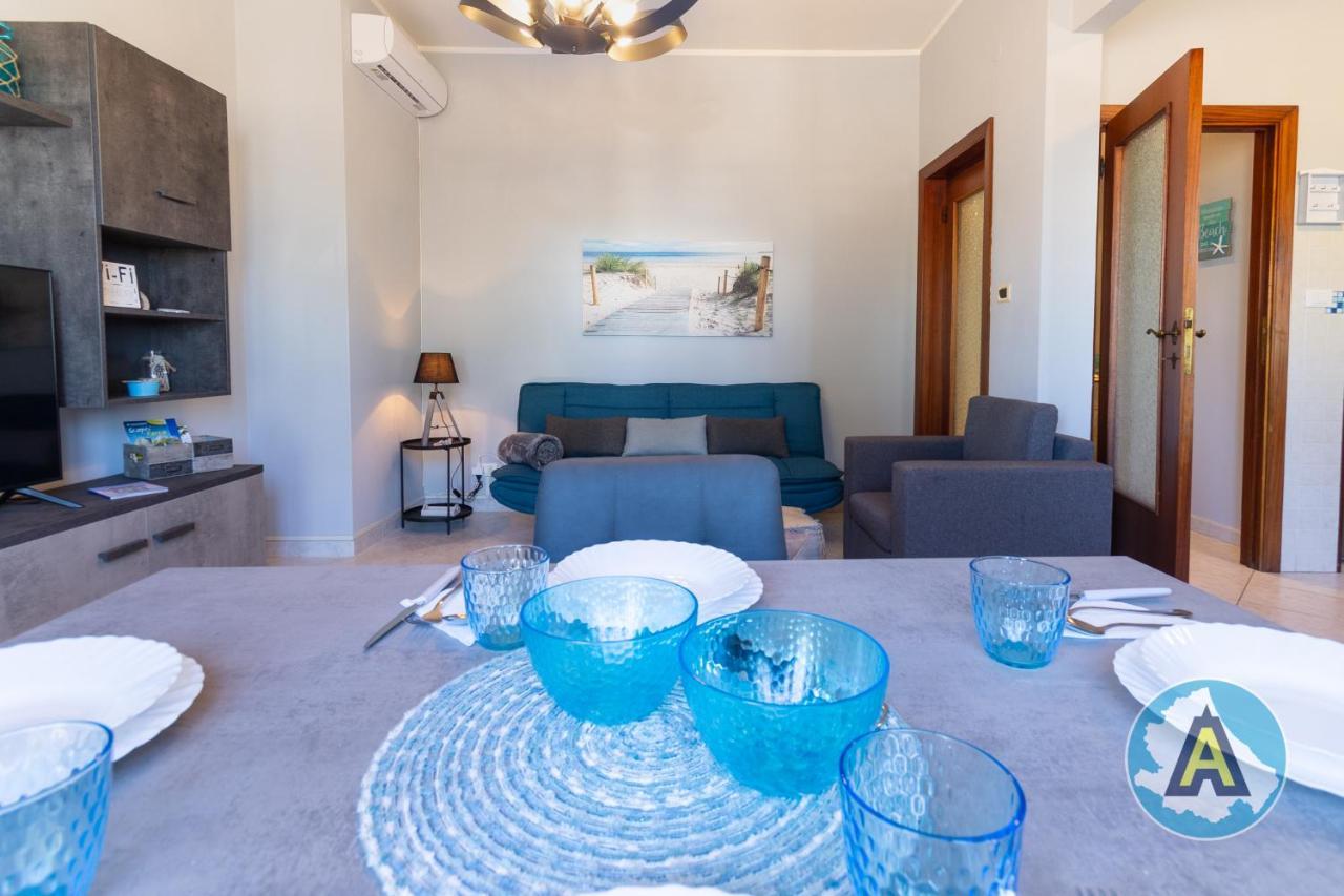 Casa Del Bello - Appartamento Di Fronte Al Mare A Silvi ซิลวี มารีน่า ภายนอก รูปภาพ